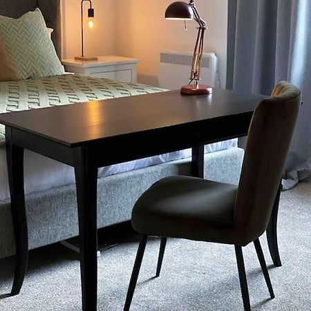 Апартаменти Modern Flat Near Train Station With Free Parking Кембридж Екстер'єр фото