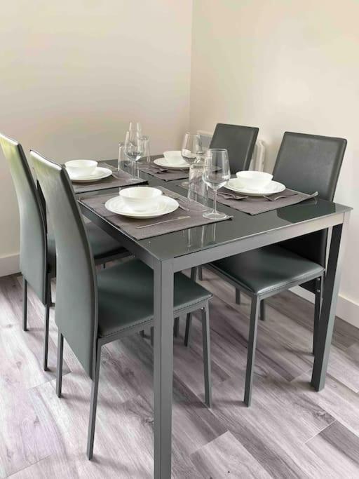Апартаменти Modern Flat Near Train Station With Free Parking Кембридж Екстер'єр фото